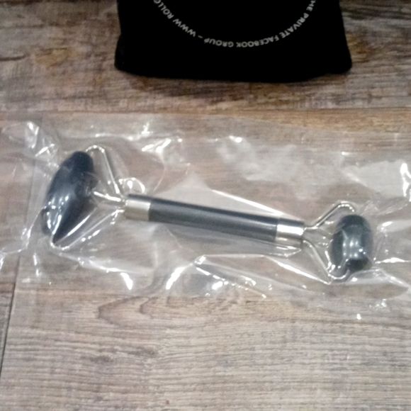 ROLLGA Foam Rollers Complete Set 5 Resistance Bands Exercise Ball Facial Roller - Picture 14 of 16